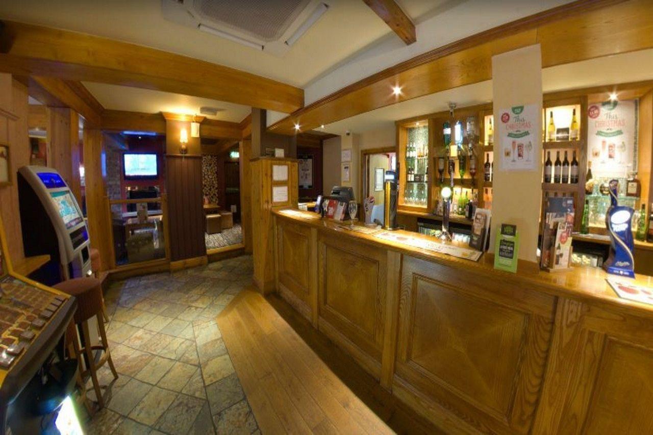 Premier Inn Bournemouth East エクステリア 写真